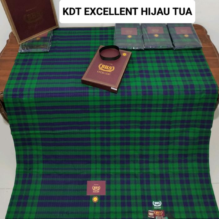 PT Behaestex SARUNG BHS EXCELLENT JADUL KDT GOLD Motif KDTS Sarung Tenun Terbaik 1953 Perpaduan Warn