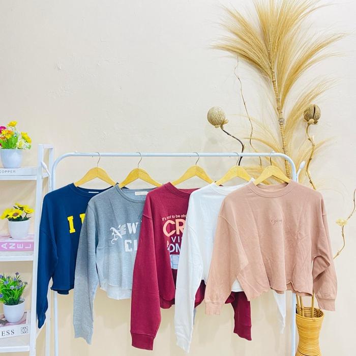 CN CROP PREMIUM MANTAPP Top