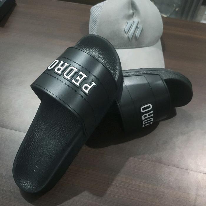 Pedro Sandal Laki-Laki Pedro Hitam dengan Desain Nyaman dan Gaya Modern