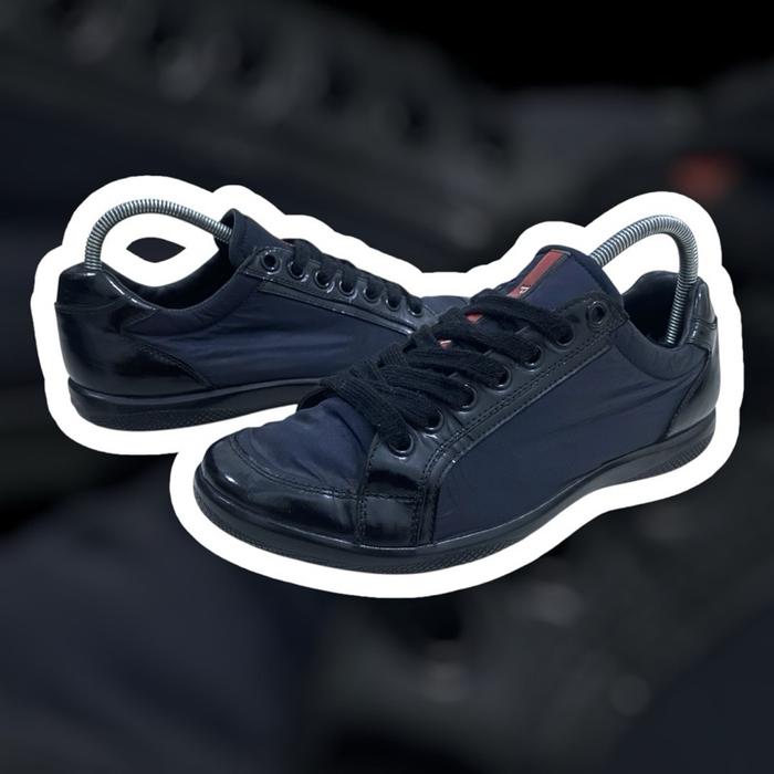 Prada Nylon Spazzola Sneaker Size 6 (setara 41) Second