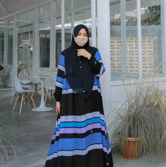 Zafeetri ( motif garis basic print Zafeetri )