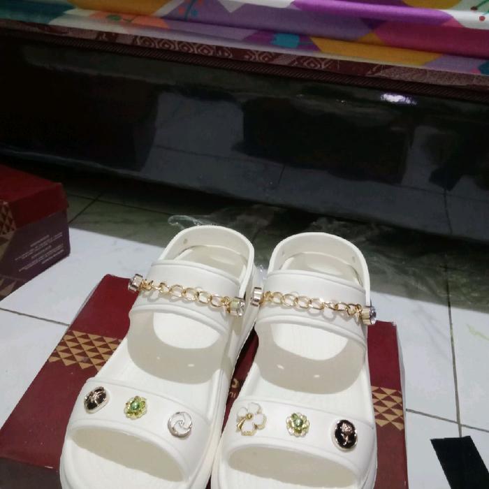 Sandal wanita merek Qolbi ukuran 39 Sendal Cewek