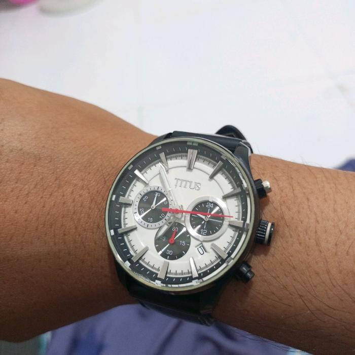 Titus chronograph Panda dial