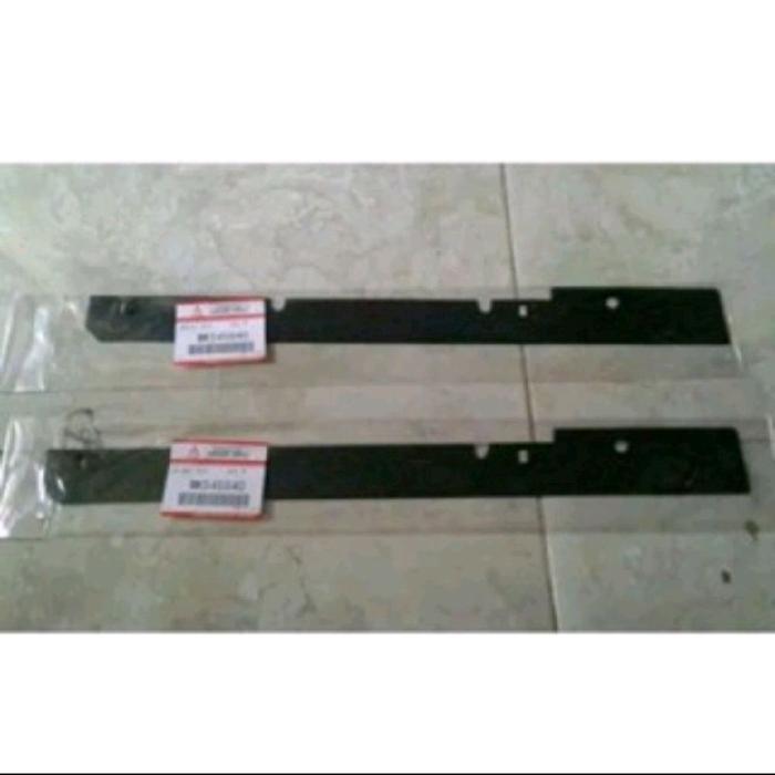 karet lis lampu canter turbo original per biji karet lampu depan canter turbo original