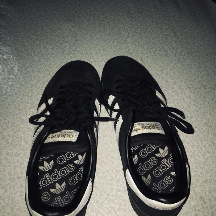 sepatu adidas spezial handball