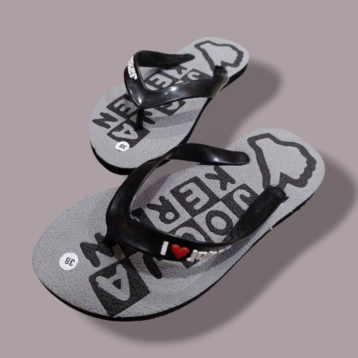 Sandal Jogja Keren bahan nyaman anti selip tidak licin  Sendal Jepit Pria Wanita