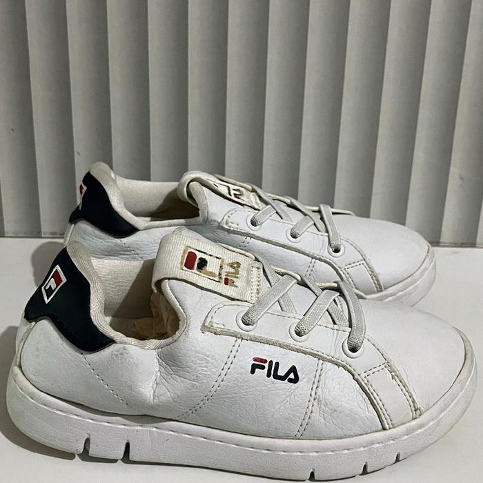 Sepatu Anak Second Original Fila Size 31/19cm