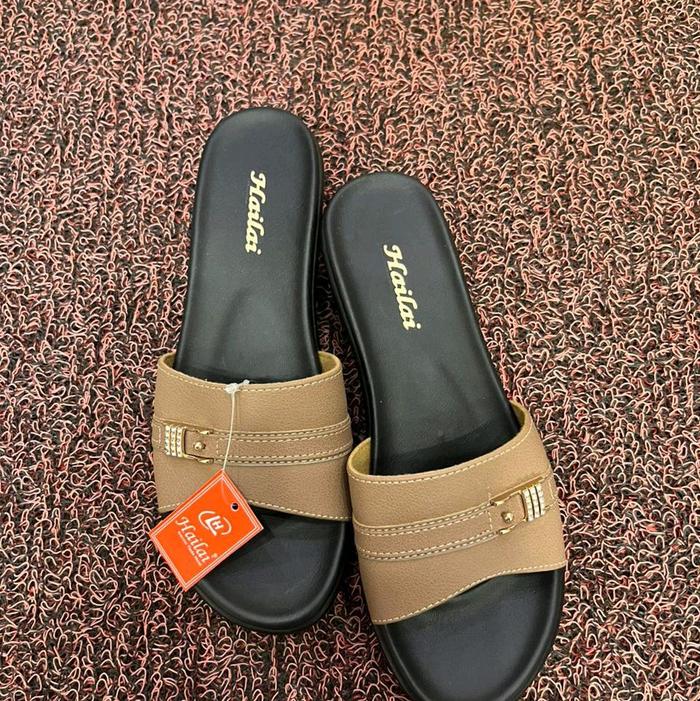 Hailai BMB11 Moca Sendal Wanita Shoes Model Elegan Warna Moca Nyaman untuk Aktivitas Sehari-hari