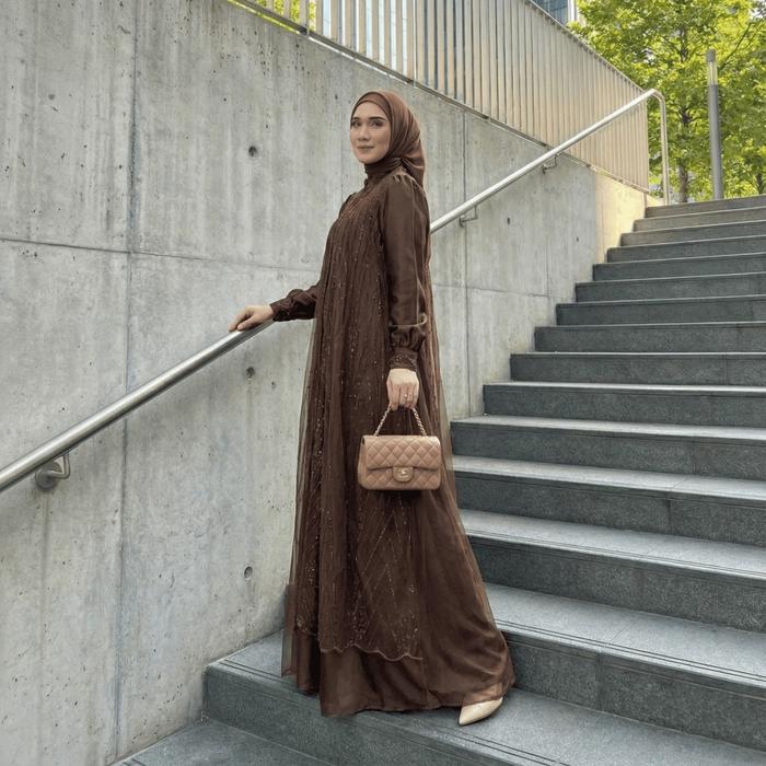 Gamis Tile Warna Biru Tua Dengan Detail Elegan Untuk Tampilan Mewah Dan Modern Dress Wanita Gaun Leb