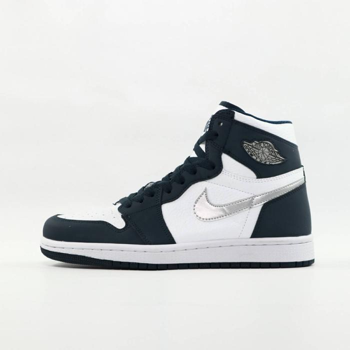 SEPATU NIKE AIR JORDAN 1 HIGH OG CO.JP WHITE MIDNIGHT NAVY METALIC SILVER DC1788-100 BNIB FULL TAG B