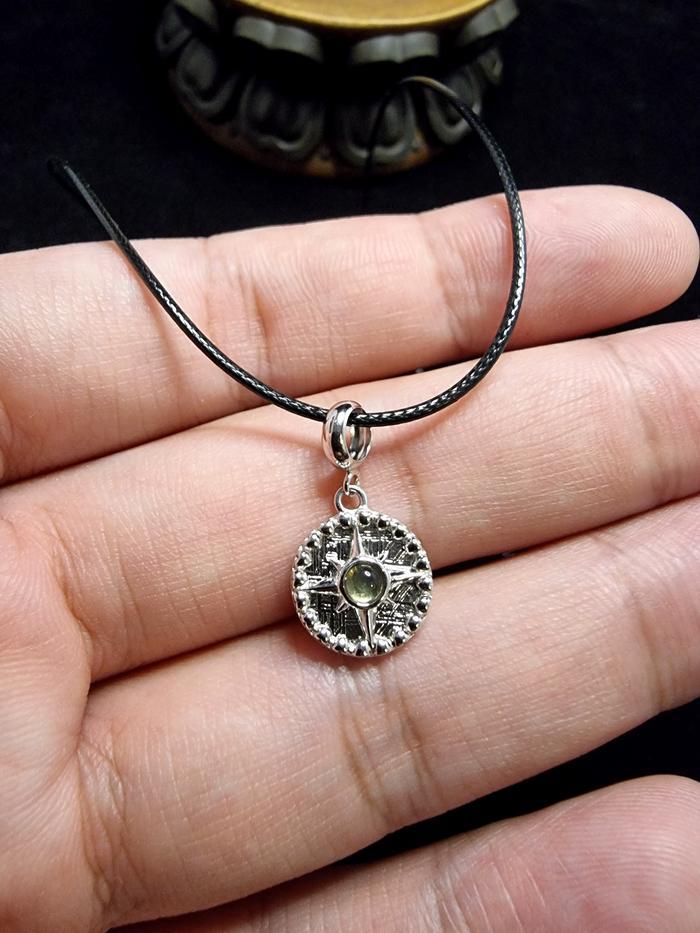Liontin Pendant Silver 925 Meteorite Muonionalusta Moldavite 12mm A005