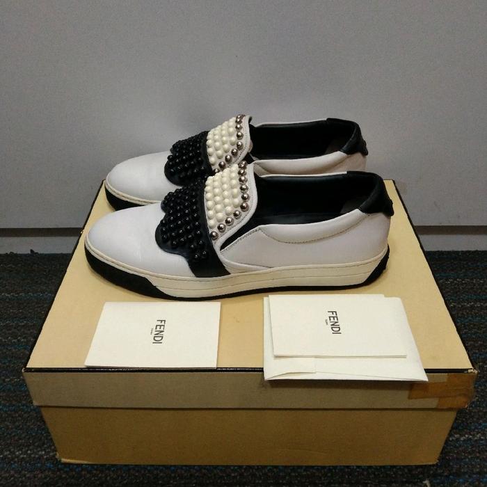 sepatu fendi original preloved unisex