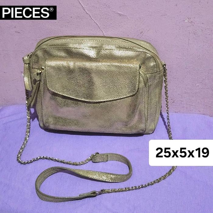 Preloved Tas Sling Selempang PIECES NAINA Leather Crossbody Bag XL Kulit Asli (Kulas) Kuning Gold Ki