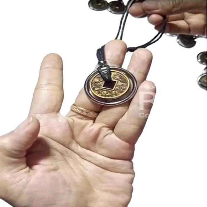 kalung koin kalung tali hitam kalung liontin pria kalung tali liontin vintage