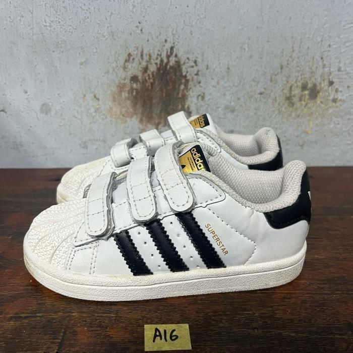 Sepatu anak second ori adidas superstar white size 27
