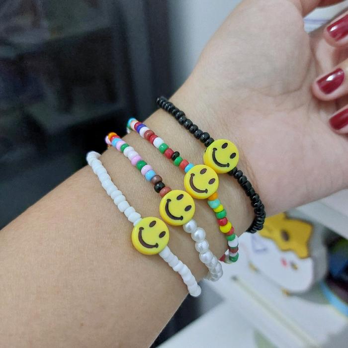 gelang manik-manik smile | gelang smile | gelang manik | bracelet smile Beads