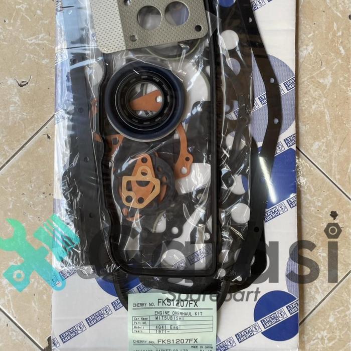 Packing / Paking Gasket SET Mitsubishi Colt T120 Old CHERRY JAPAN