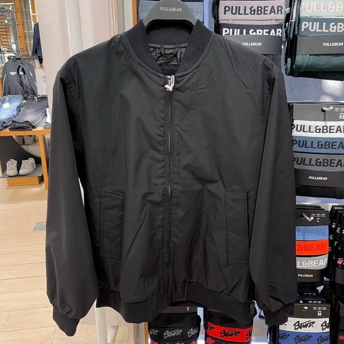 Jacket Pull and Bear Man Bomber jastip jasa titip