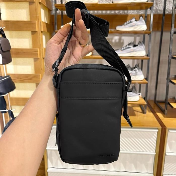 Tas Pull and Bear Man jastip jasa titip beli