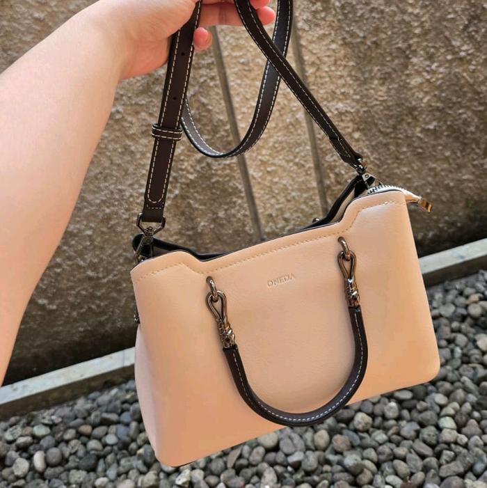 [Preloved] ONEDA Handbag, Slingbag & Shoulder Bag