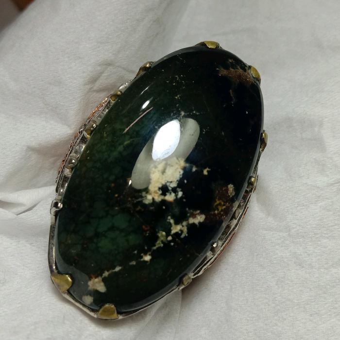 natural cincin batu virus persia