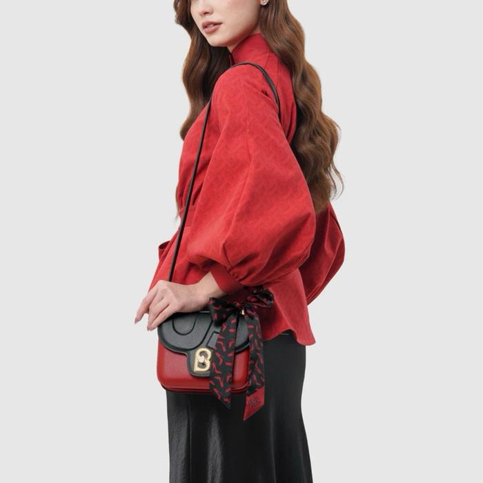 Buttonscarves Alba Bag Collab Devil Wears Prada Two Tone Tas Tangan Elegan dengan Desain Dua Warna F