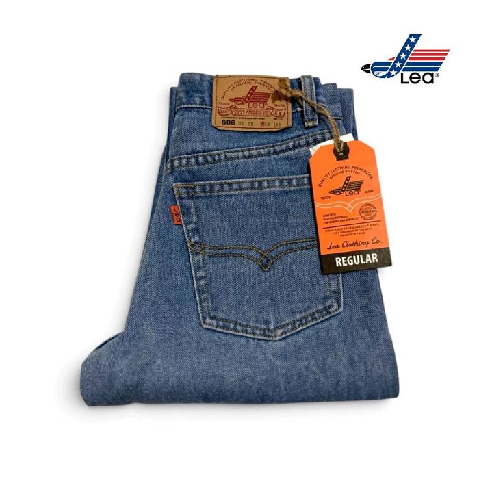 LEA 606 Regular Fit Pria Original 606822399