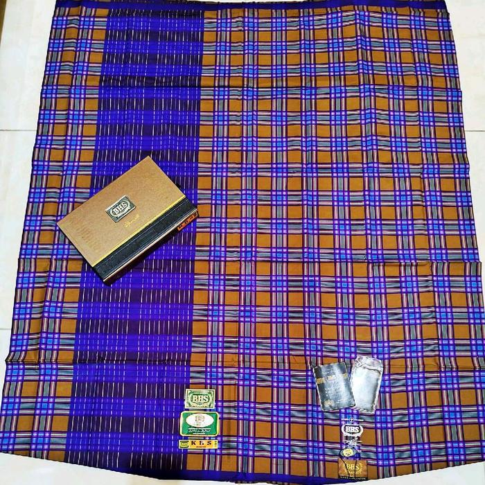 bhs  Motif kbs full sutra gold.  Sarung Dewasa