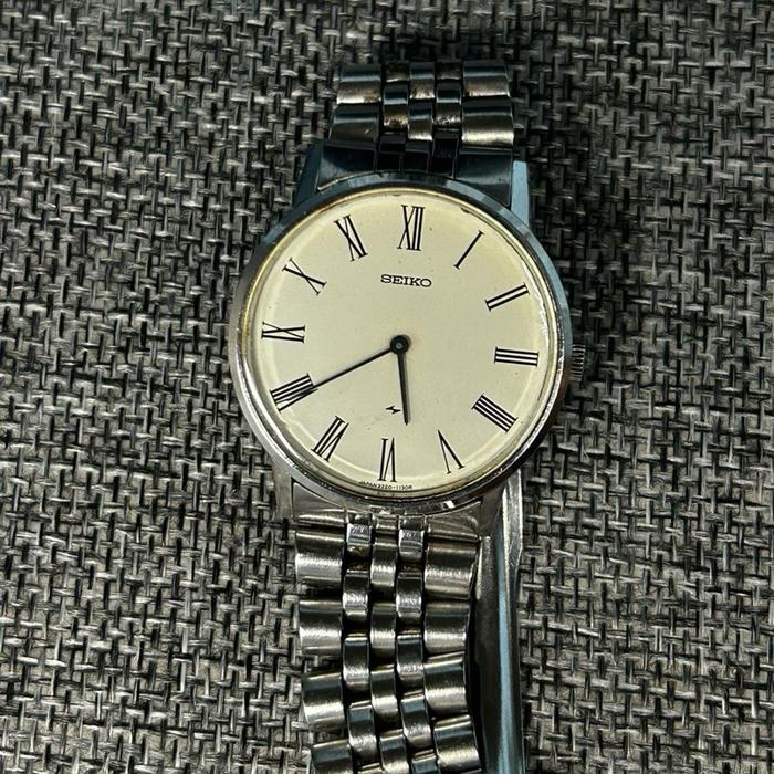 Seiko Chariot 2220 Roman Dial