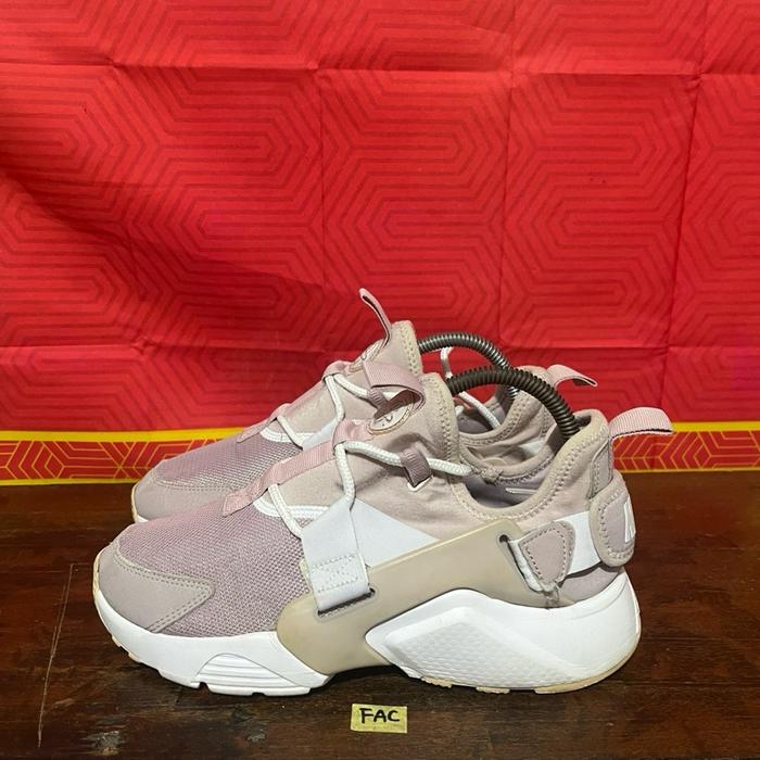 Sepatu second ori nike huarache city low size 39