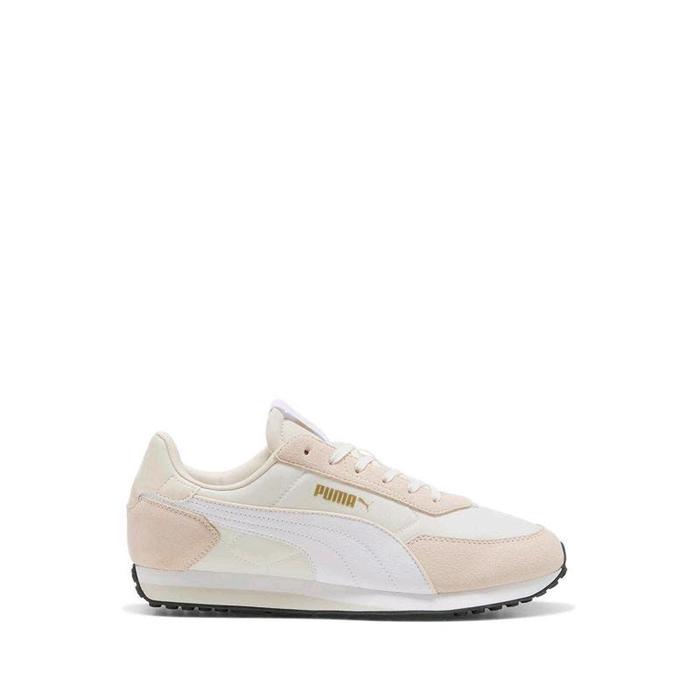 Sepatu Sneakers Pria Puma ST MILER RISE Unisex Lifestyle Shoes - White PMA402665-10