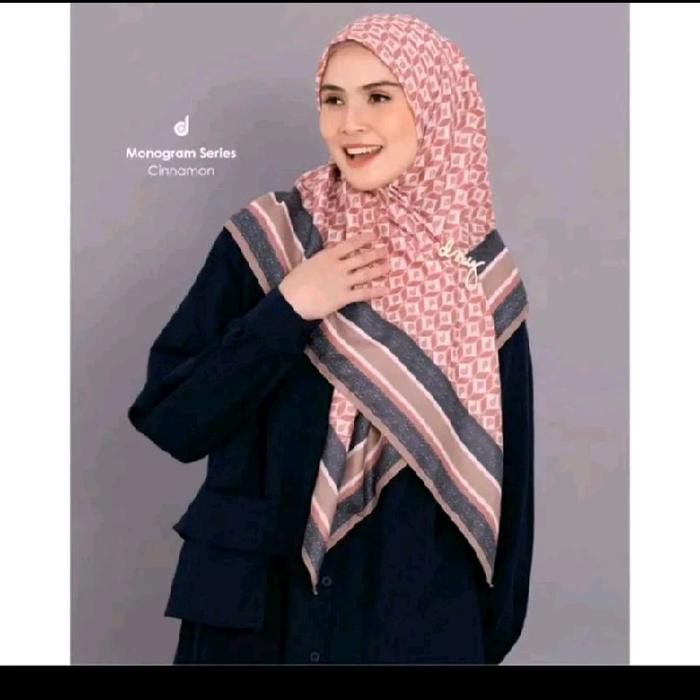 Deenay motif monogram cinamon logo lama SALE