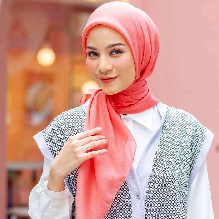 Nibras Hijab Nandini Klim Pink Salem Coral Pastel Polos Basic Standard Plain Jilbab Kerudung Segi Em