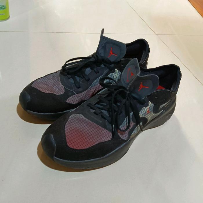 SEPATU NIKE BLACK ORIGINAL SIZE 45 BEKAS LIKE NEW Sneakers Casual Basket