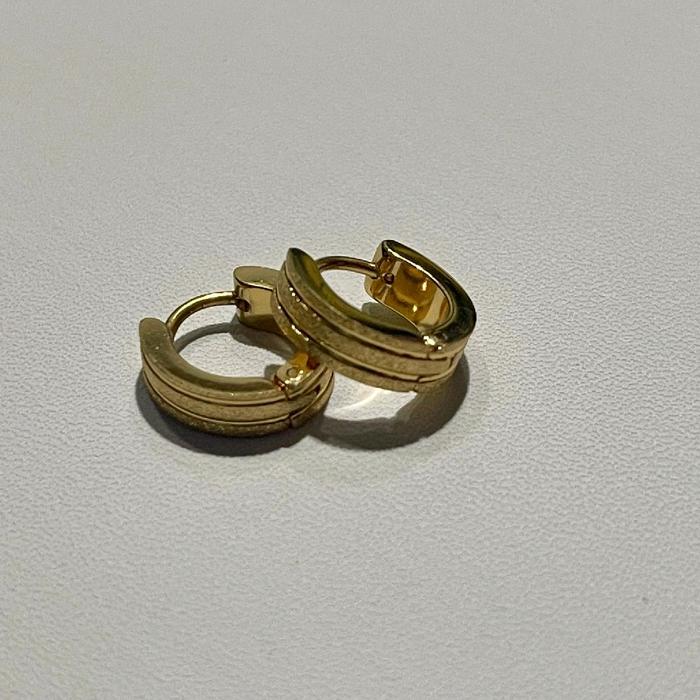 anting  clip wanita titanium