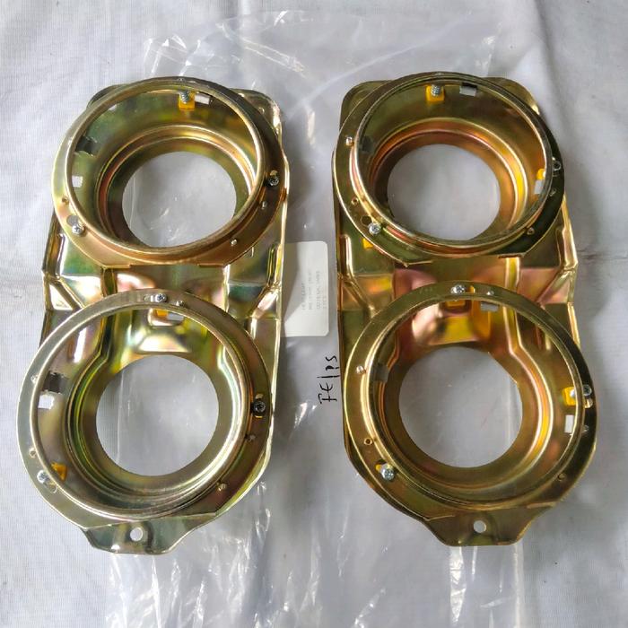 Dudukan Lampu / Head Lamp Case / Ring Lampu Mitshubishi FE111 PS100 PS120