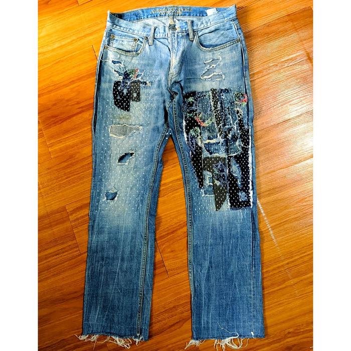 Amer1can E4gle Jeans Special Custom Sashiko Boro by @sashiko_art  Size: 33 (Sashiko Denim)