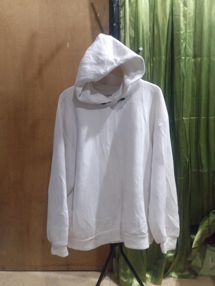 Global Uniqlo-Jaket Hoodie Putih Brand GU Wanita Warna Putih