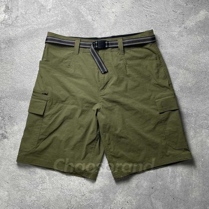 Orvis Men's Tech Cargo Shorts in Olive Green
