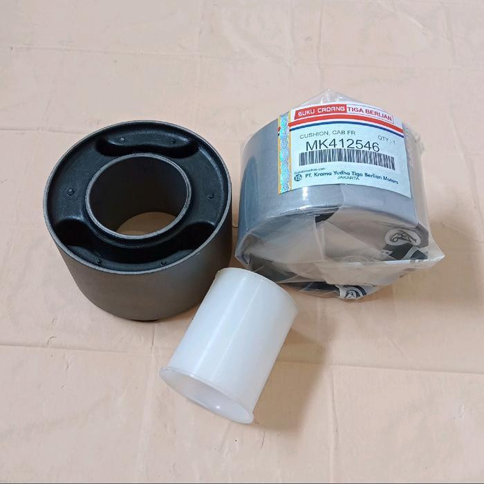 BUSHING KABIN DEPAN CANTER PS 110 125 136 BUSING CABIN FRONT CANTER PS110 PS125 PS136 KARET GETAH BO