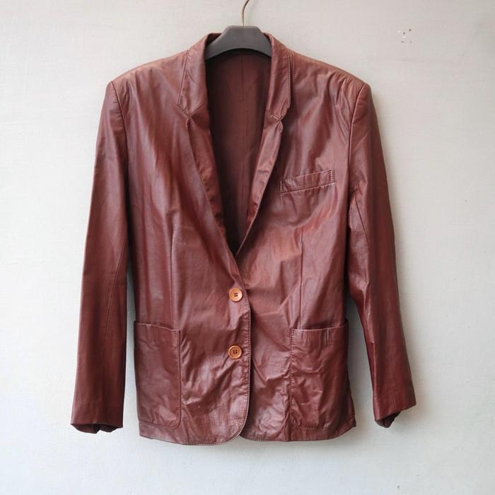 Blazer kulit size M jas kulit asli domba jaket kulit merah maroon slim casual cewek cowok
