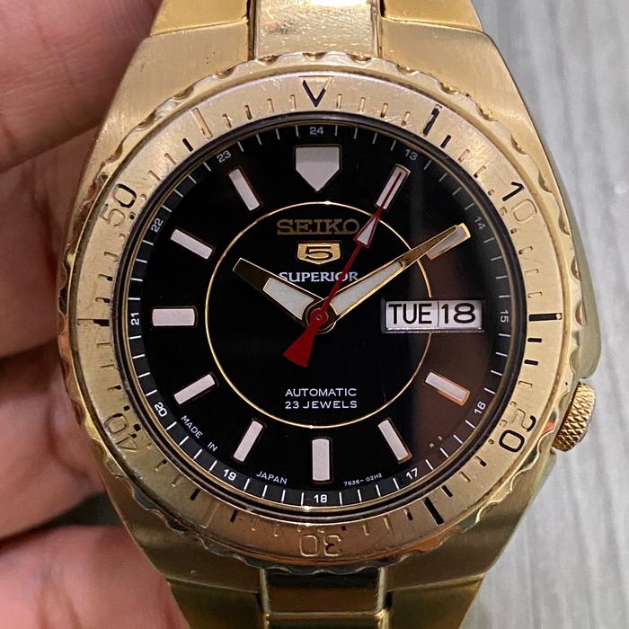 Seiko 5 Superior 7S36 - 01F0 Automatic Black Dial Day Date All Original