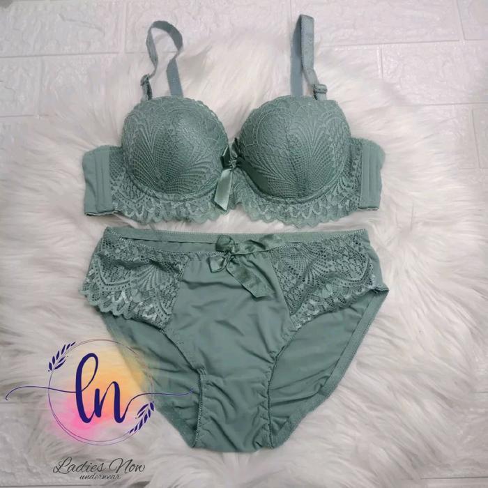 NEW SETELAN BRA + CD WANITA IMPORT PAKAIAN DALAM WANITA SEKSI TERBARU BH BUSA RENDA BRA DAN CD IMPOR