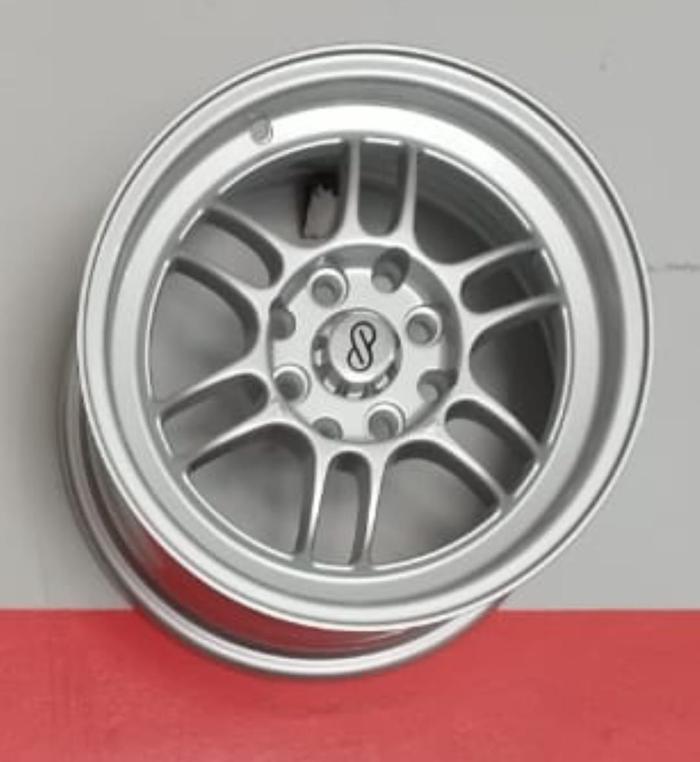 Diskon Velg Mobil Amw Rpf114X6 8X100/114.3 Et 38 Silver Ready