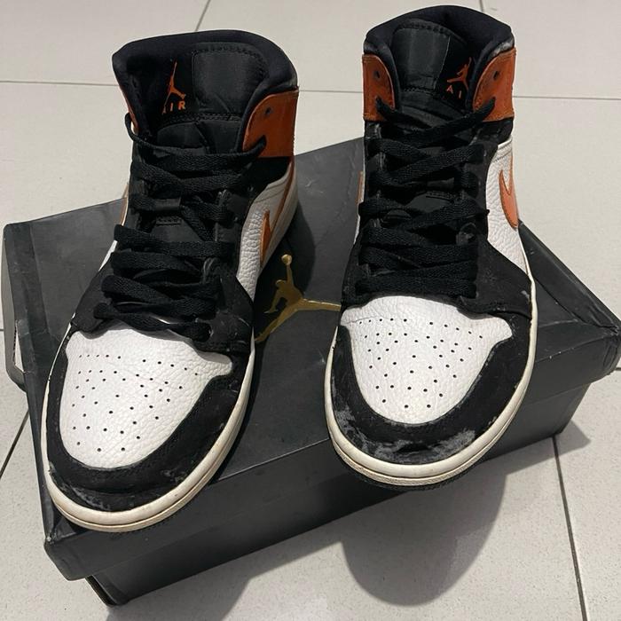 Air Jordan 1 Mid “Shattered Backboard” Sneakers
