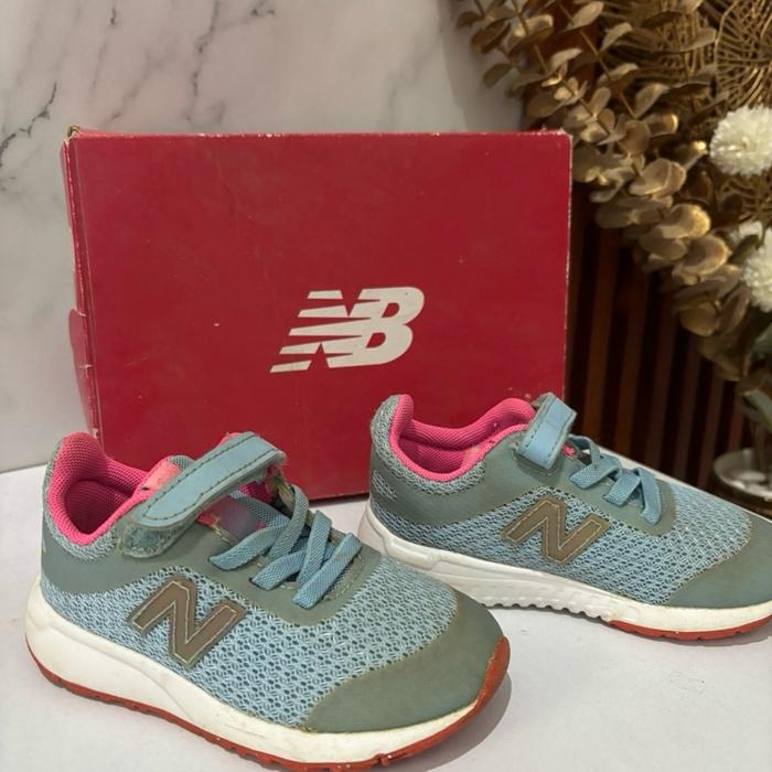 Sepatu anak new balance second original