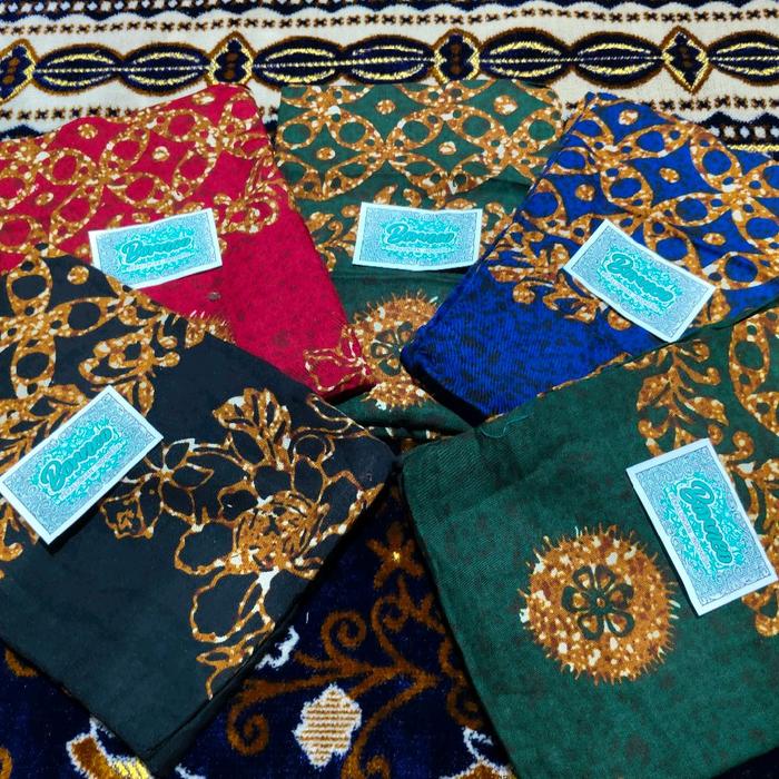 SARUNG  Goyur Cewek Randem Motif Borneo Paket Grosir 5 pcs Santri