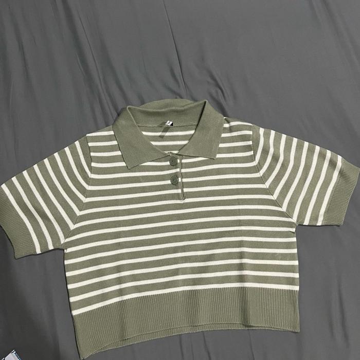 Pl Kaos crop top color box