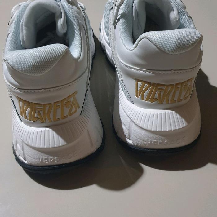 Sepatu pria wanita Versace brended size 40 cm second like new  Casual