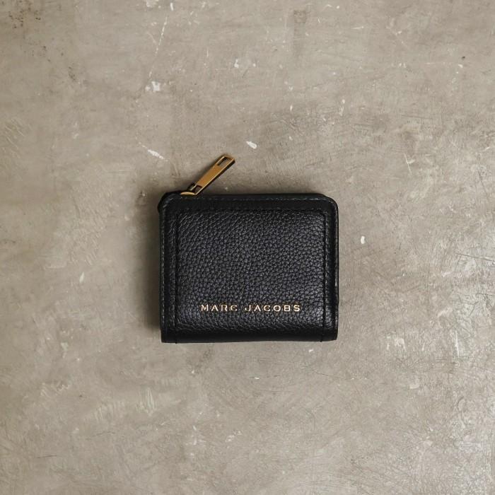 Dompet MARC JACOBS LEATHER PLAIN BLACK BIFOLD WALLET 100% - 10X9CM